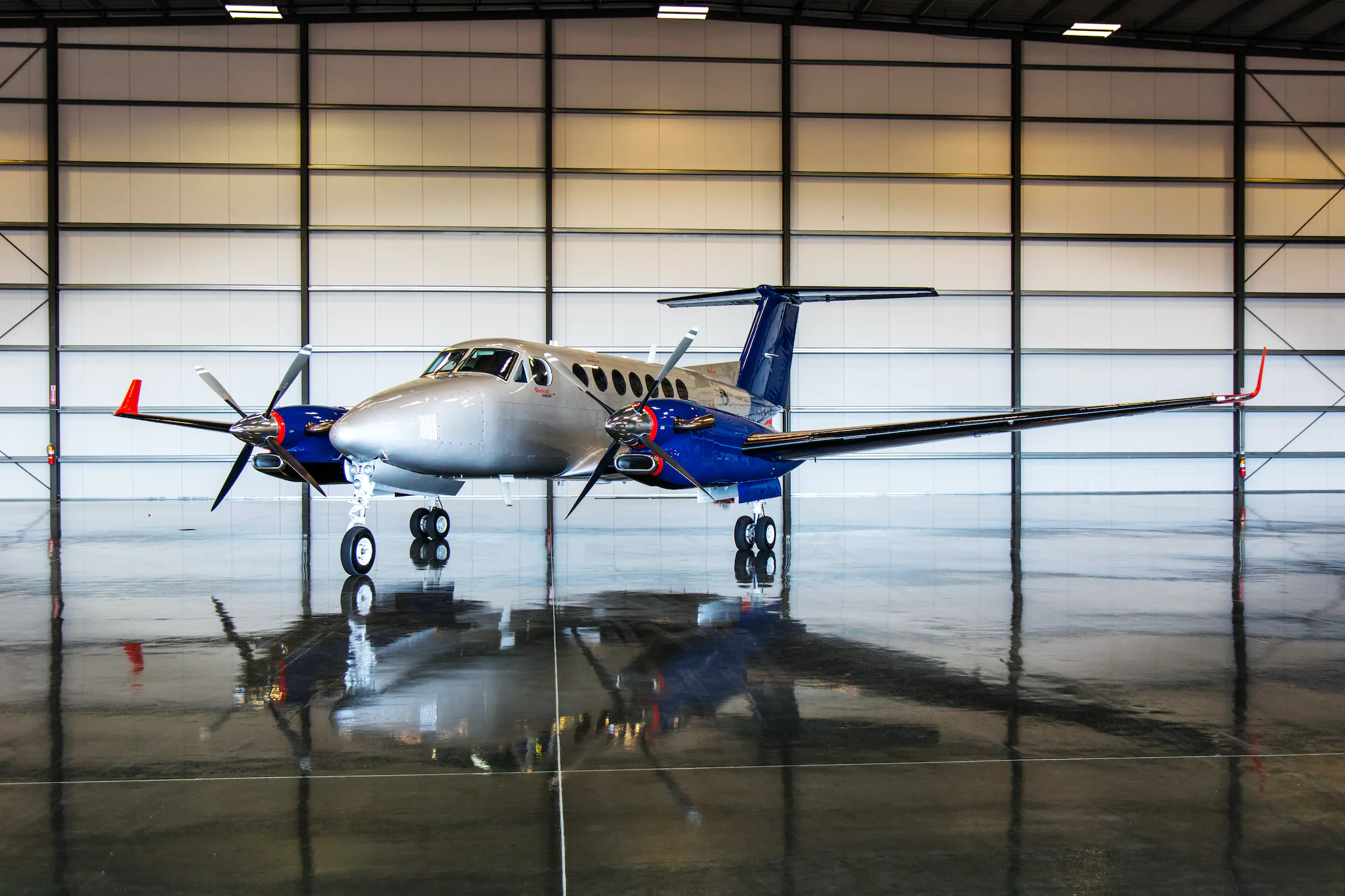 Advanced Air King Air 350 Jet Center LA