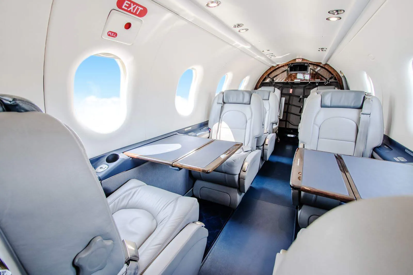 Advanced Air Pilatus PC-12 - Jet Center LA - Interior Image